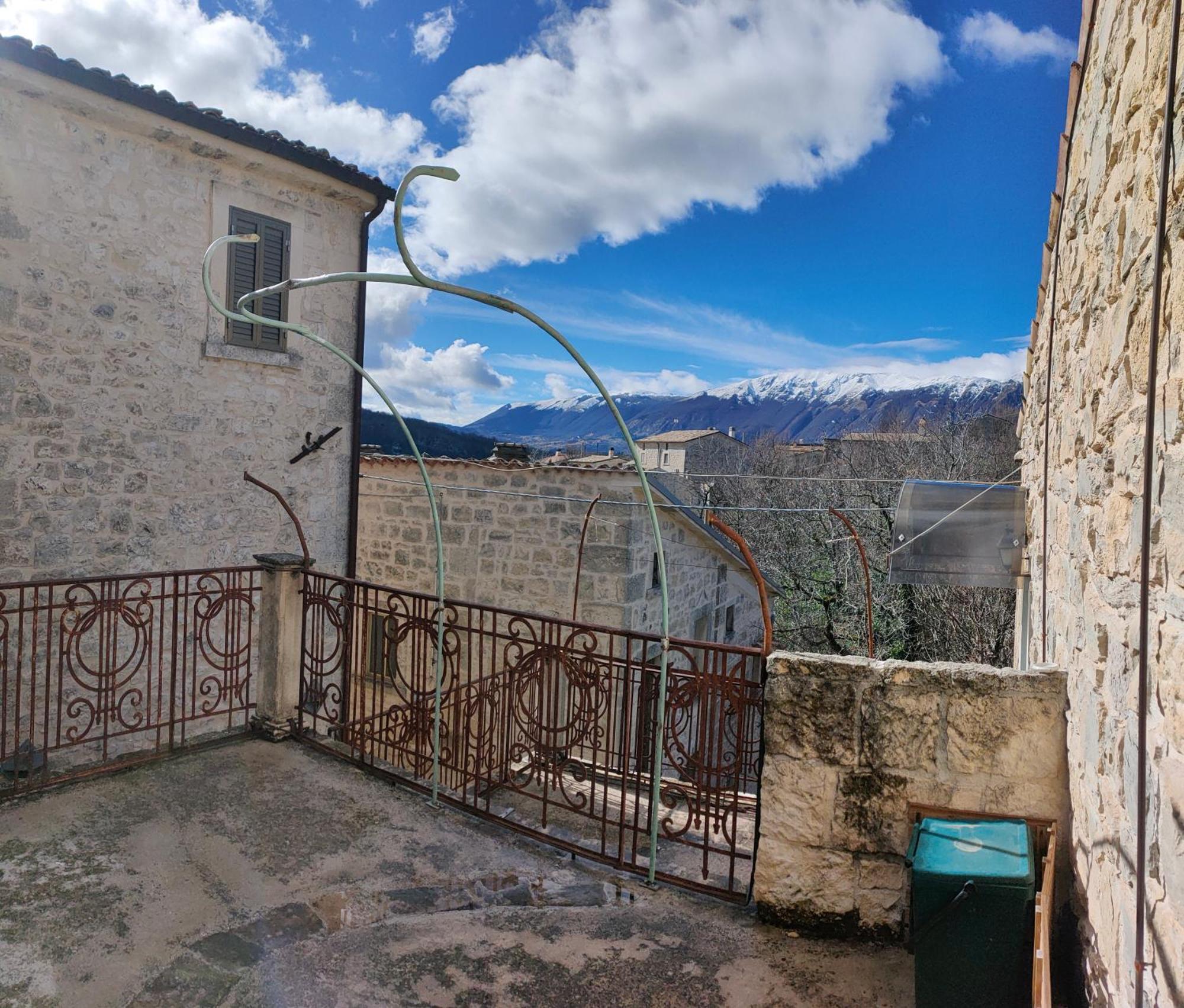 Poesia D'Abruzzo Villa Caramanico Terme Exterior foto
